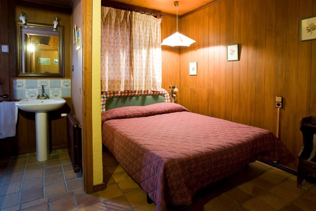 Bed and Breakfast Niu Dels Falcons La Molina  Zimmer foto