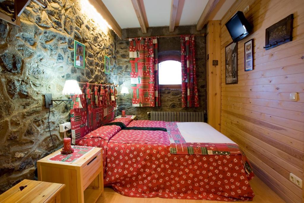 Bed and Breakfast Niu Dels Falcons La Molina  Zimmer foto
